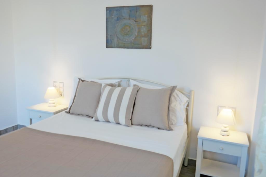 Birikos Studios & Apartments อาโยส โพรโกปิออส ภายนอก รูปภาพ
