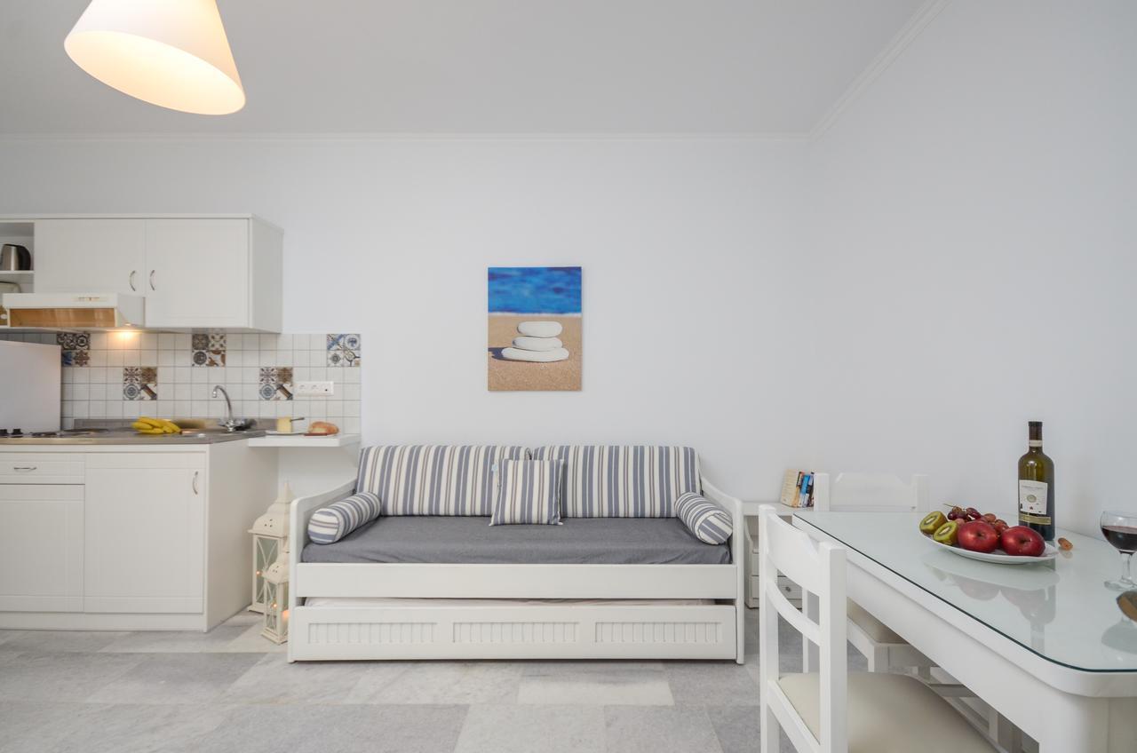 Birikos Studios & Apartments อาโยส โพรโกปิออส ภายนอก รูปภาพ